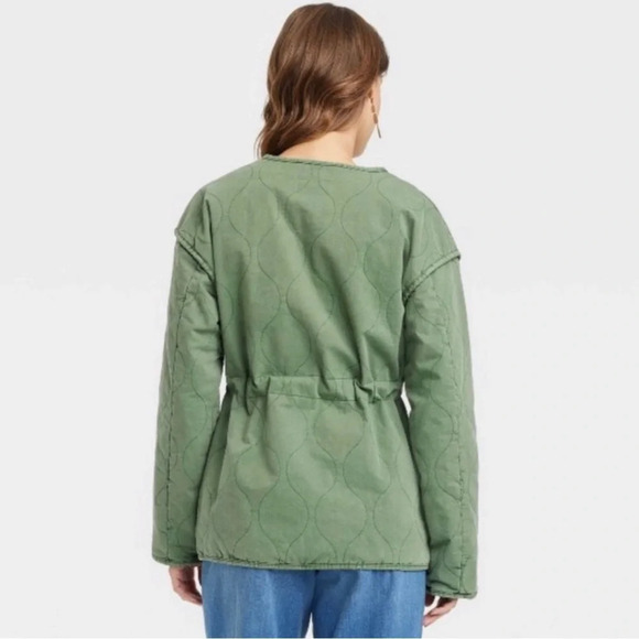 Universal thread green, quilted,cinched waist, utility jacket, size small - Picture 3 of 7